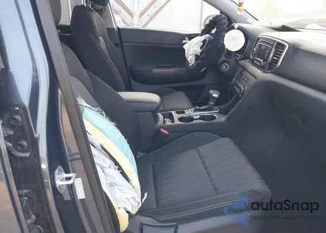 2019 Kia Sportage Lx z USA, uszkodzony, nr VIN KNDPMCAC6K7619127